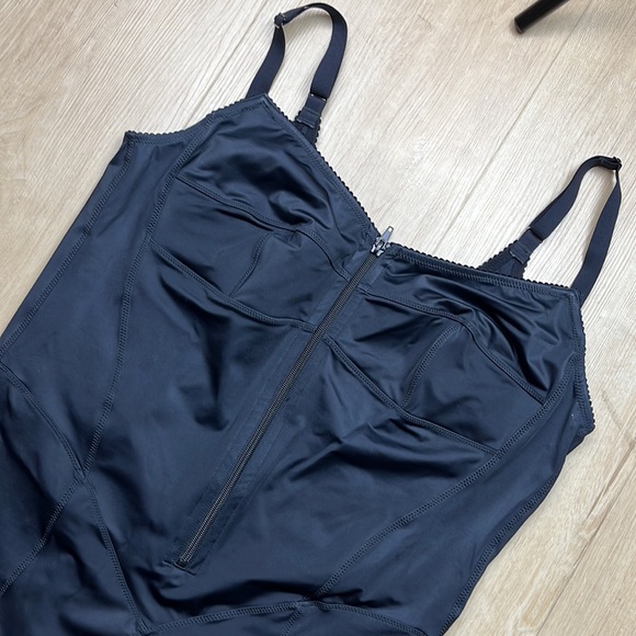 NEW! SKIMS Glam Short Bodysuit BLACK SIZE 2X 0900 - Picture 5 of 6